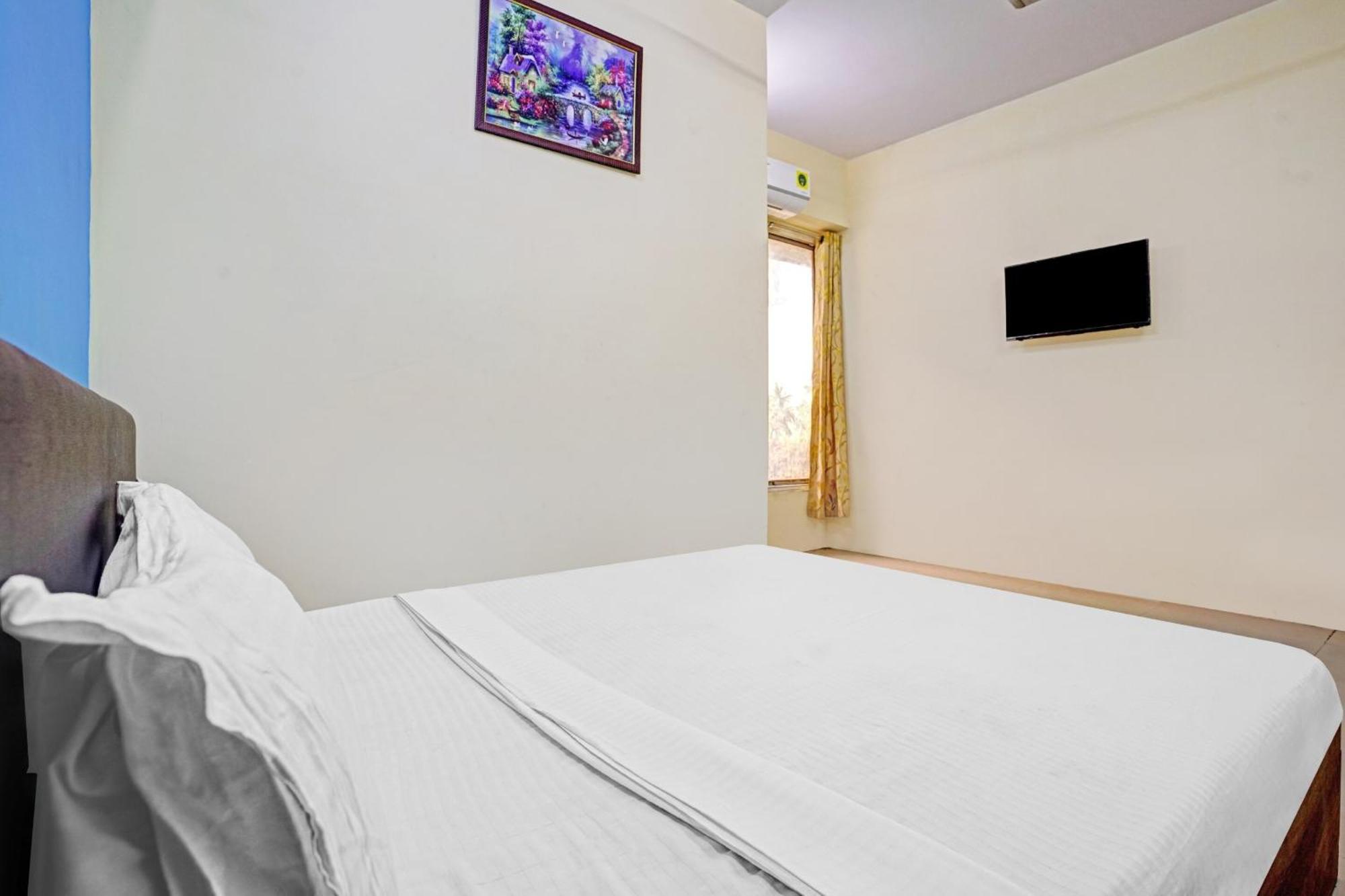 Hotel O Nova Rooms Surat Eksteriør billede